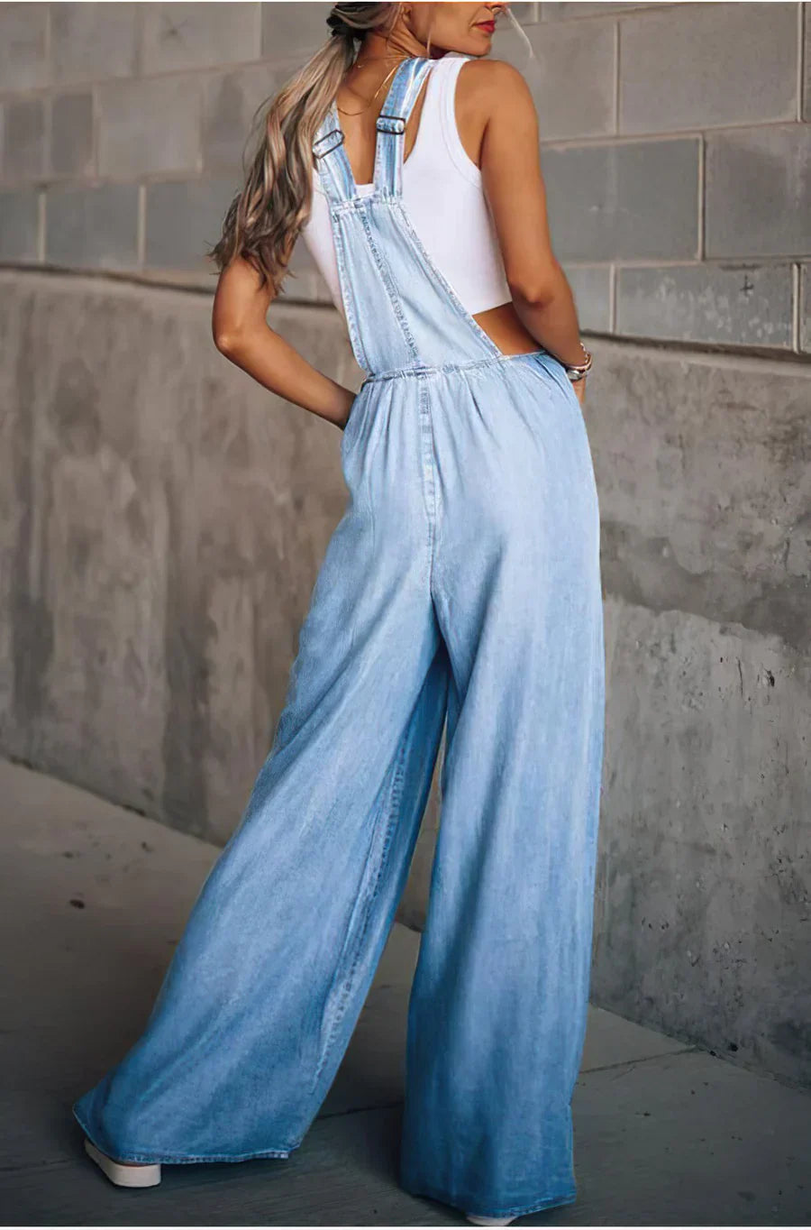 Keti - ermeløs trendy denim overall for kvinner